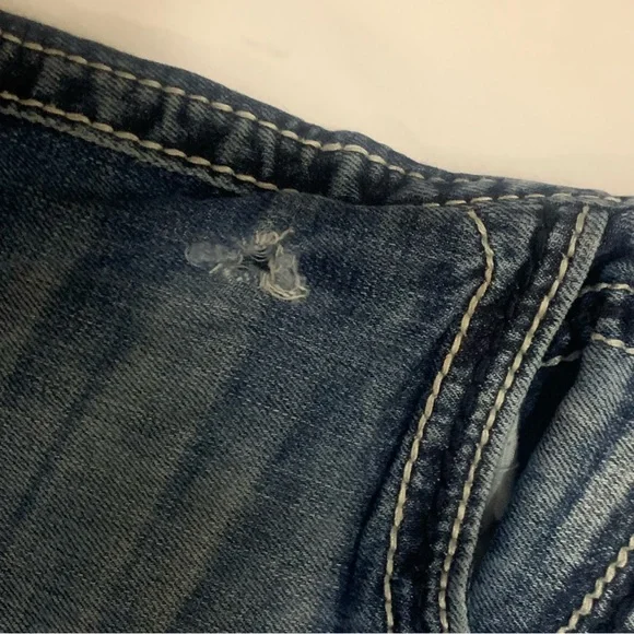 Rock Revival Jeans - Picture 7 of 11